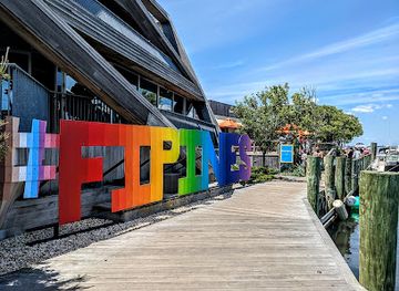 new-york/fire-island/bar/pavilion