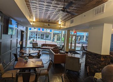 kentucky/frankfort/bar/howser-tavern