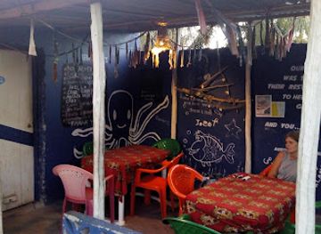 mozambique/vilanculos/bar/leopoldina-s