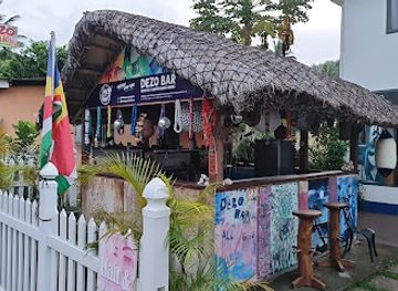 seychelles/anse-royale/bar/dezo-bar