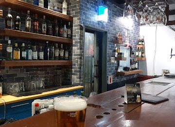 south-africa/east-london/bar/pub-on-frere