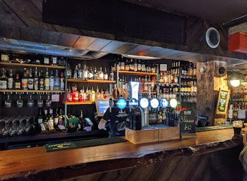 The Dirty Onion and Yardbird