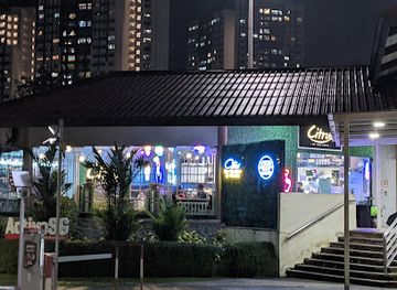 singapore/woodlands/bar/citrus-by-the-pool