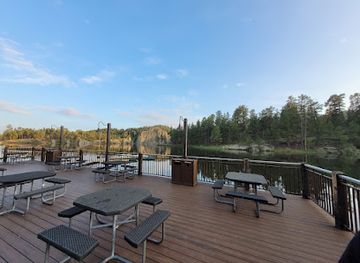 south-dakota/needles-highway/bar/dockside-grill