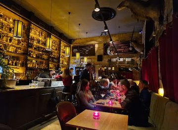 hungary/kiskunsag/bar/black-swan-budapest