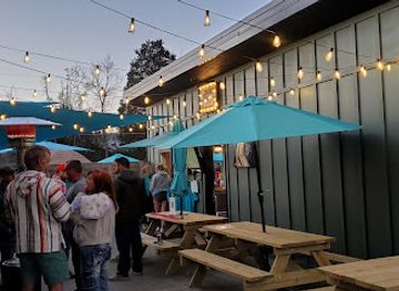 tennessee/oak-ridge/bar/hops-hounds