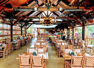 tennessee/great-smoky-mountains/bar/cliff-top-restaurant-at-anakeesta
