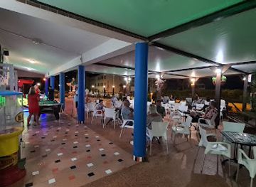 portugal/algarve/bar/planet-fusion-bar