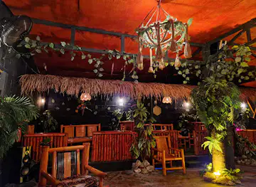 Ponkys Cocktail Lounge