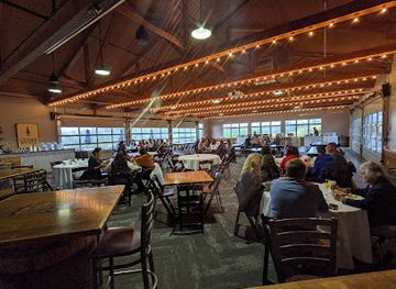 iowa/western-iowa/bar/cedar-ridge-distillery