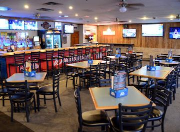 indiana/east-central-indiana/bar/10th-street-pub