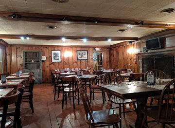 massachusetts/mount-greylock-state-reservation/bar/water-street-grill