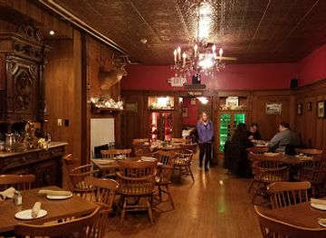 pennsylvania/ohiopyle-state-park/bar/the-stone-house-restaurant-and-country-inn