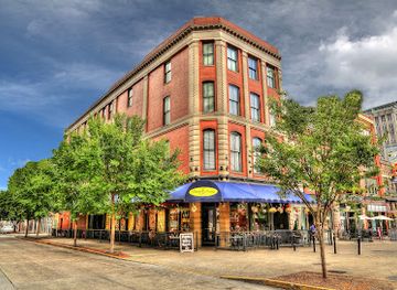 tennessee/knoxville/market-square/bar/tommy-trent-s-sports-saloon