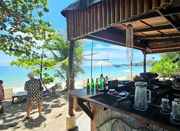 thailand/rayong/rayong-beach/bar/flow-beach-cafe