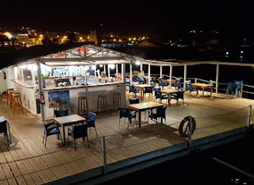 cabo-verde/santa-luzia/bar/marina-mindelo-floating-bar