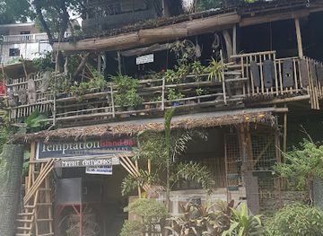 philippines/boracay/yapak/bar/temptation-island-bar-and-mari-it-art-gallery