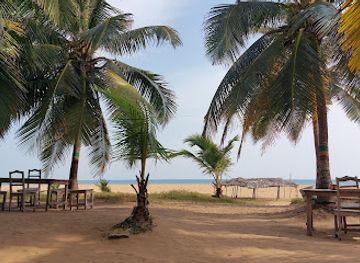 benin/ouidah-beach/bar/lion-bar