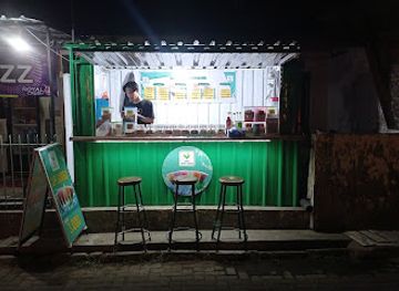 indonesia/semarang/kota-lama/bar/teh-kota-lama