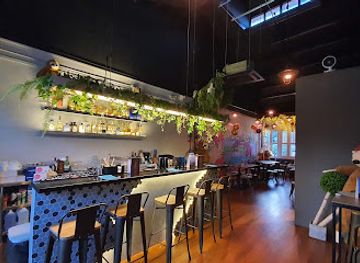 singapore/east-coast-park/bar/lazy-sloth-drunken-sloth