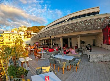 mexico/puerto-vallarta/zona-romantica/bar/the-top-sky-bar-pv