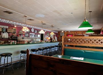 massachusetts/quabbin-reservoir/bar/quabbin-woods-restaurant