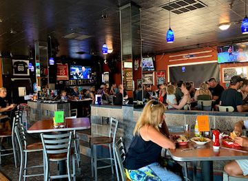 michigan/marquette/bar/the-906-sports-bar-grill