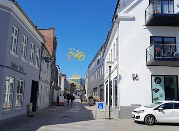 denmark/limfjord/bar/harmonien