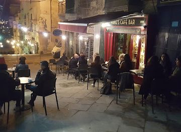 malta/valletta/bar/vino-s-cafe-bar