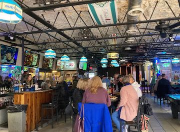 florida/sarasota-beaches/bar/salty-jim-s-island-bar-grill