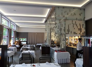 czechia/brno/bar/runway-bar