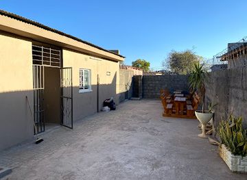 botswana/francistown/bar/the-hyde-out-pub