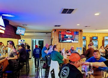 oregon/cascade-lakes-scenic-byway/bar/mel-s-sports-bar