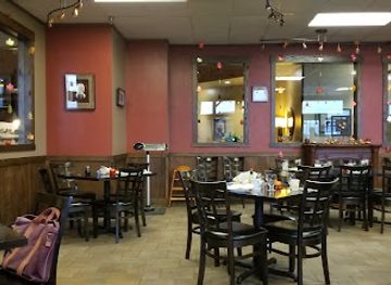 montana/polson/bar/falling-waters