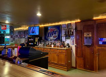 illinois/ferne-clyffe-state-park/bar/curve-inn