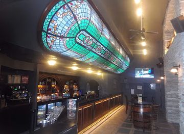 australia/queensland/bar/finn-mccool-s-surfers-paradise