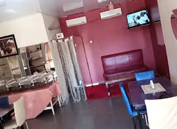 Tuta Snack-Bar