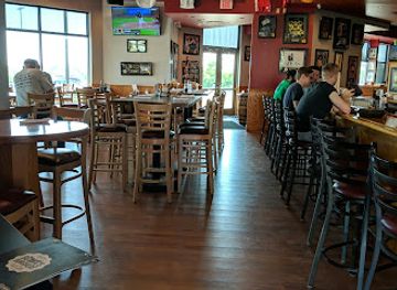 west-virginia/allegheny-highlands/bar/bubba-s-gourmet-burghers-beer-at-the-highlands