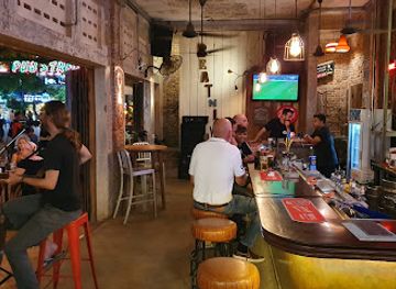 cambodia/siem-reap-province/bar/beatnik-speakeasy