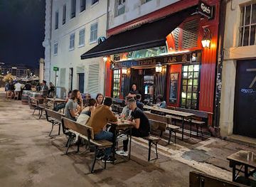 france/marseille/vieux-port/bar/little-temple-bar