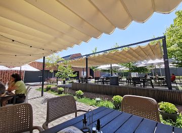 romania/hunedoara/bar/urban-by-werk