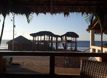 ecuador/coastal-lowlands/bar/ecuablue