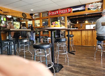 montana/the-missouri-river-country/bar/missouri-river-bar-grill