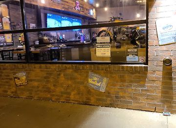 canada/peace-river-country/bar/chuck-s-roadhouse-bar-grill