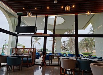 oman/salalah/bar/ocean-blue-beach-house