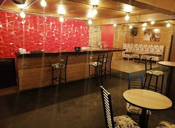 ecuador/quito/bar/vieja-guardia-retro-bar