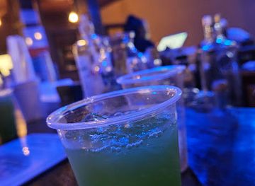 south-carolina/pee-dee/bar/bleu-s-sportsbar-grill