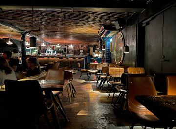 new-zealand/auckland/bar/caretaker