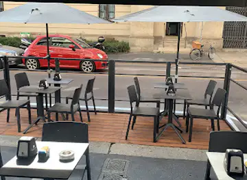 Tommy's Bar