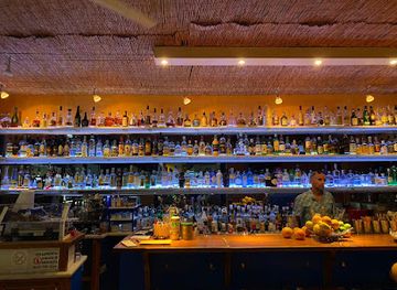 greece/naxos/bar/on-the-rocks-bar